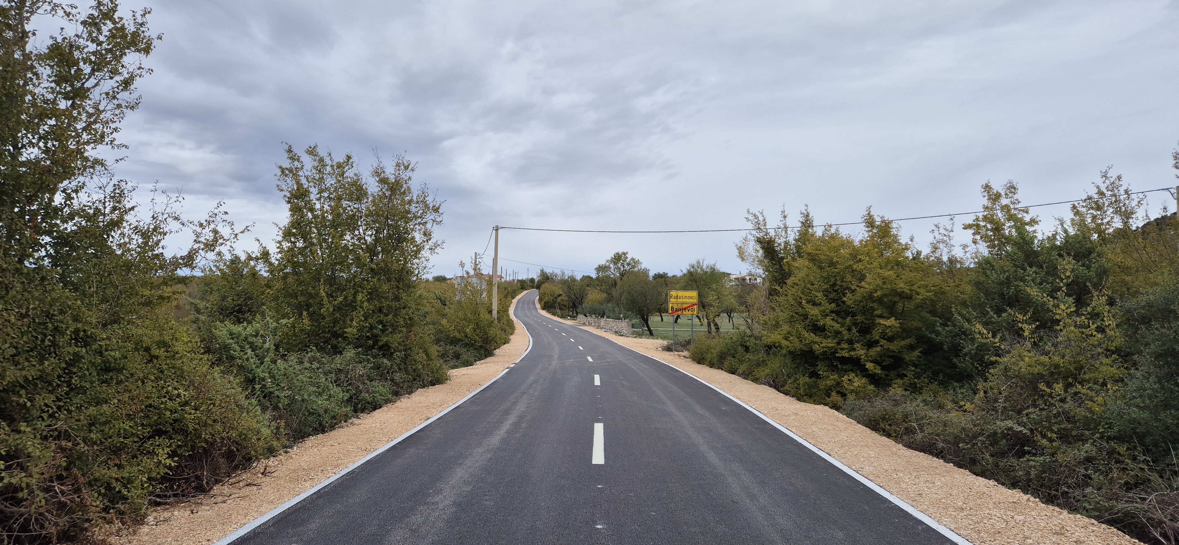 Završeni su radovi izvanrednog održavanja L63145 i dijela L63143 u mjestu Radašinovci - Banjevci